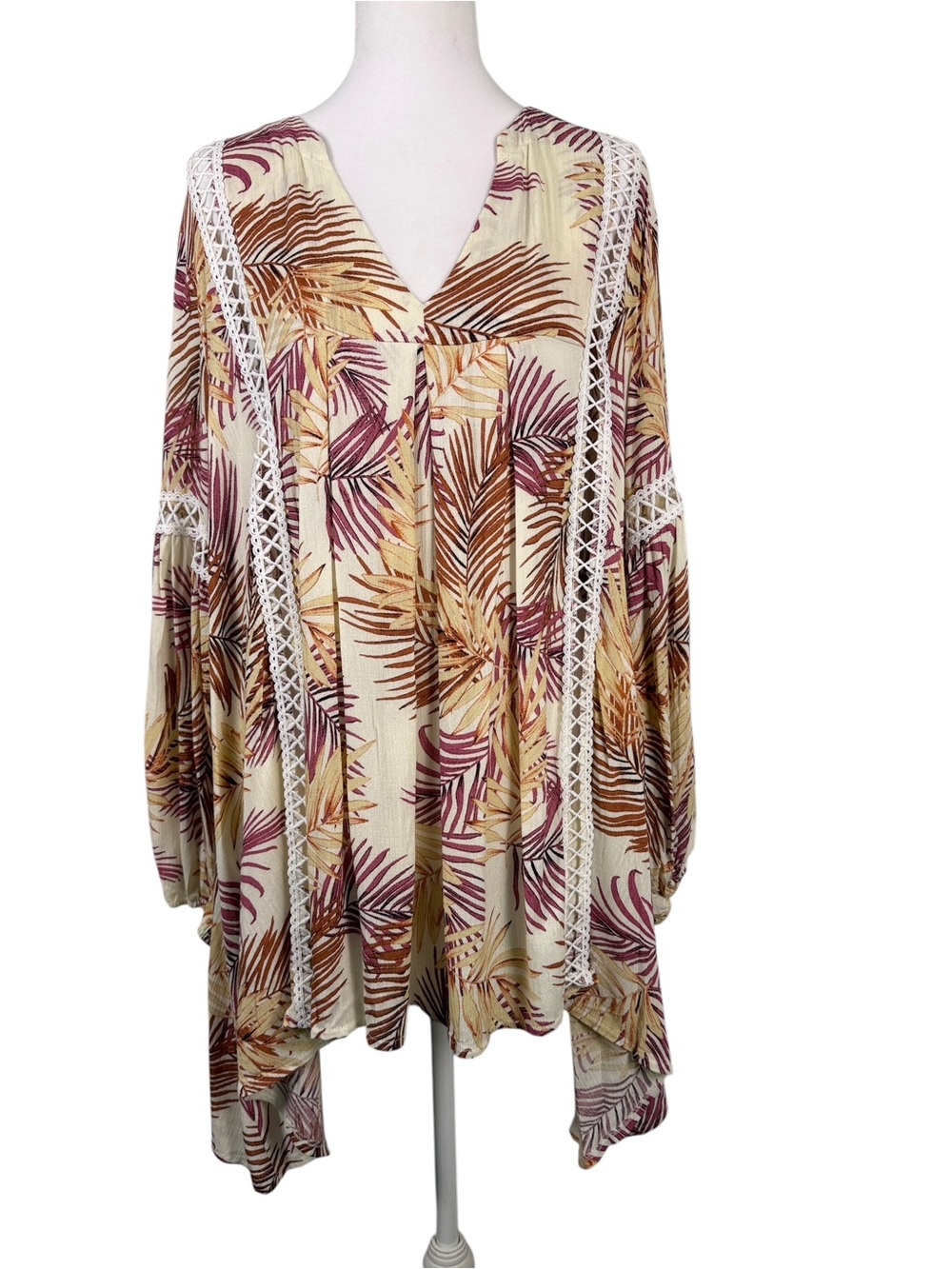 ANDTHEWHY Boho Bliss Palm Leaf Print Tunic Crochet detail Cream & Mauve Size L